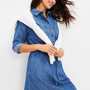 **SALE**🎉🎉Chambray Pocket Shirtdress ***NWT***
